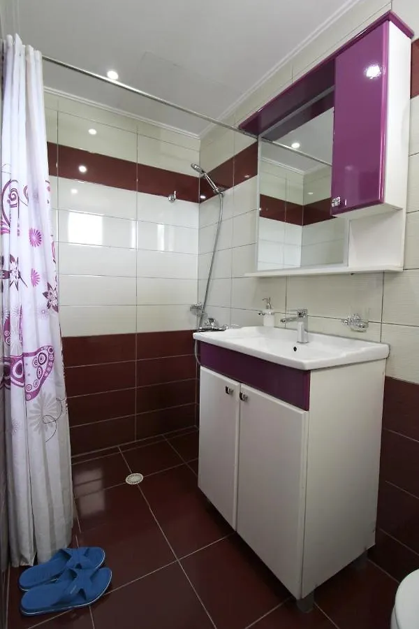 Garden Vila Ermali Ksamil Apartmanhotel