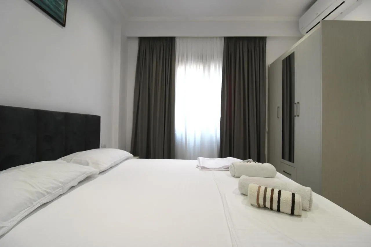 Garden Vila Ermali Ksamil Aparthotel