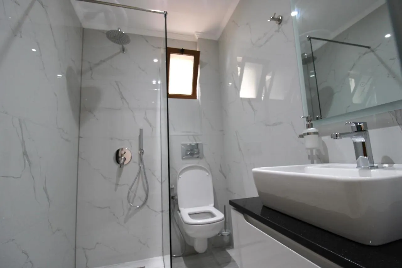 Garden Vila Ermali Ksamil Aparthotel