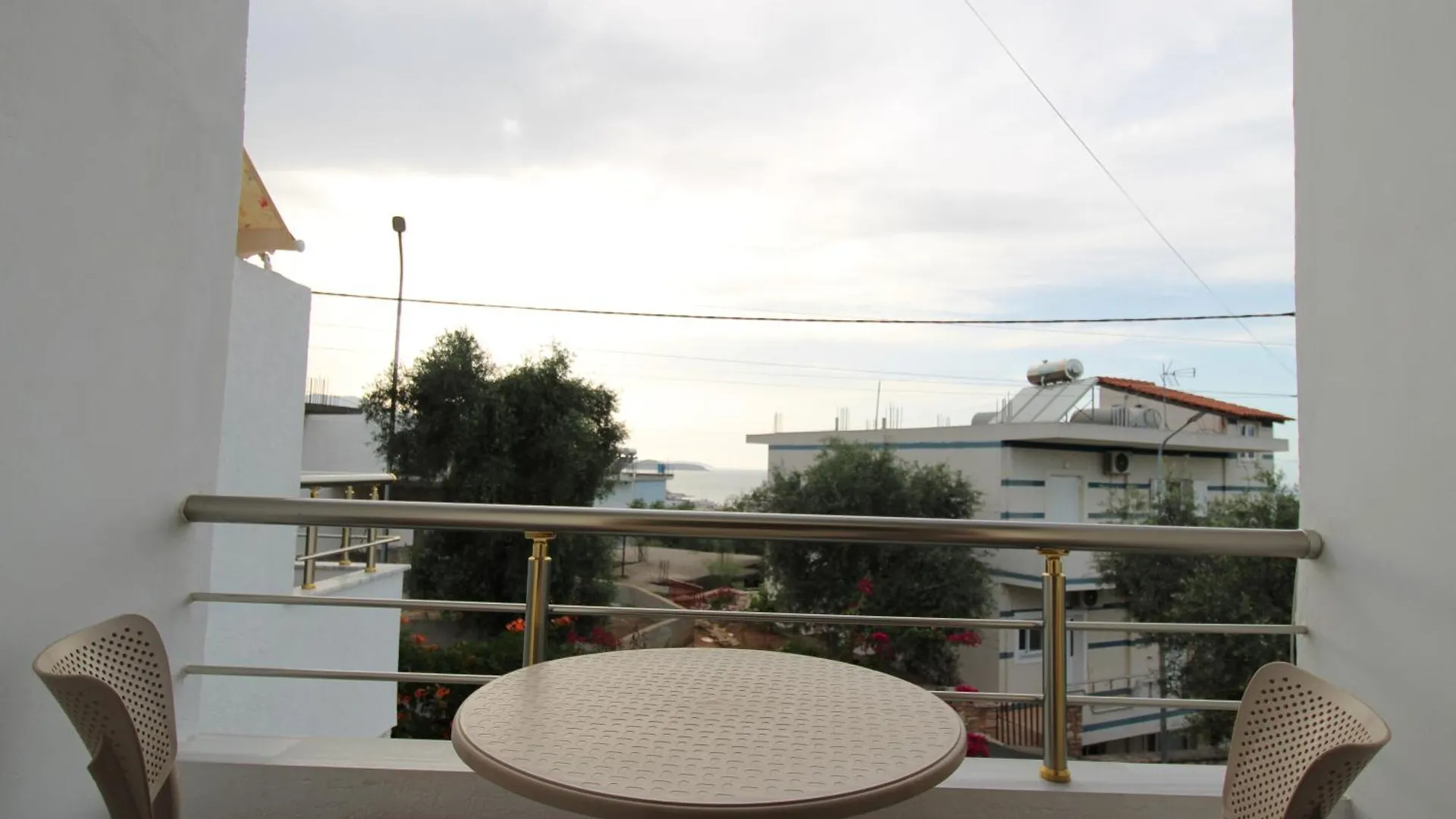 Garden Vila Ermali Ksamil